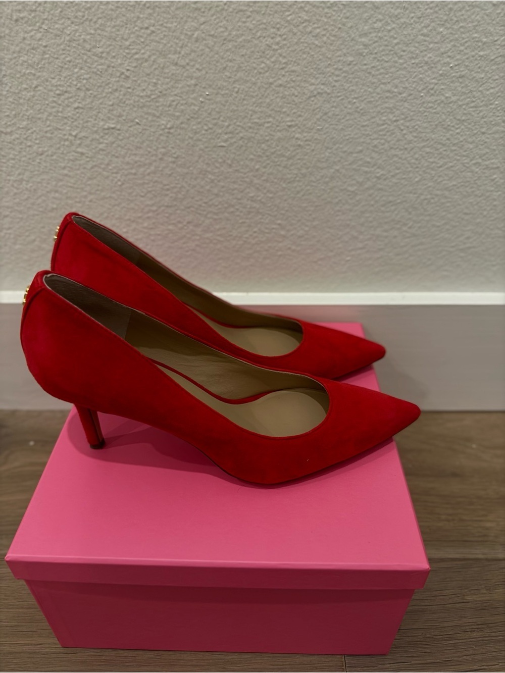 Lauren Ralph Lauren Red Suede Pointed-Toe Pumps - Size 7 - Picture 4 of 5